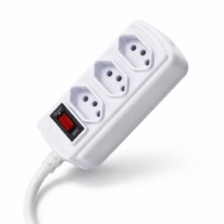 Filtro de Linha 20 Amperes para ar condicionado 3 Tomadas 1,5 metros